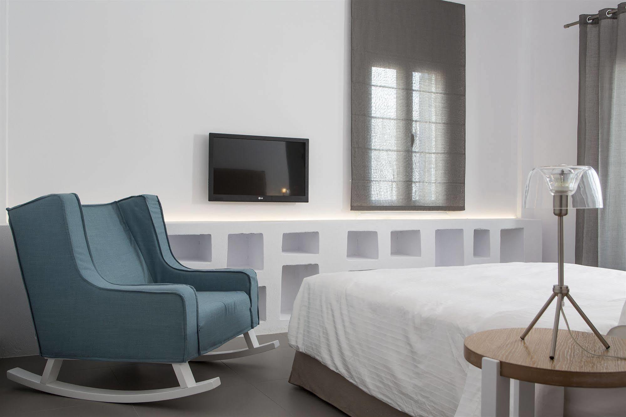 Loizos Stylish Residences Fira  Exterior photo