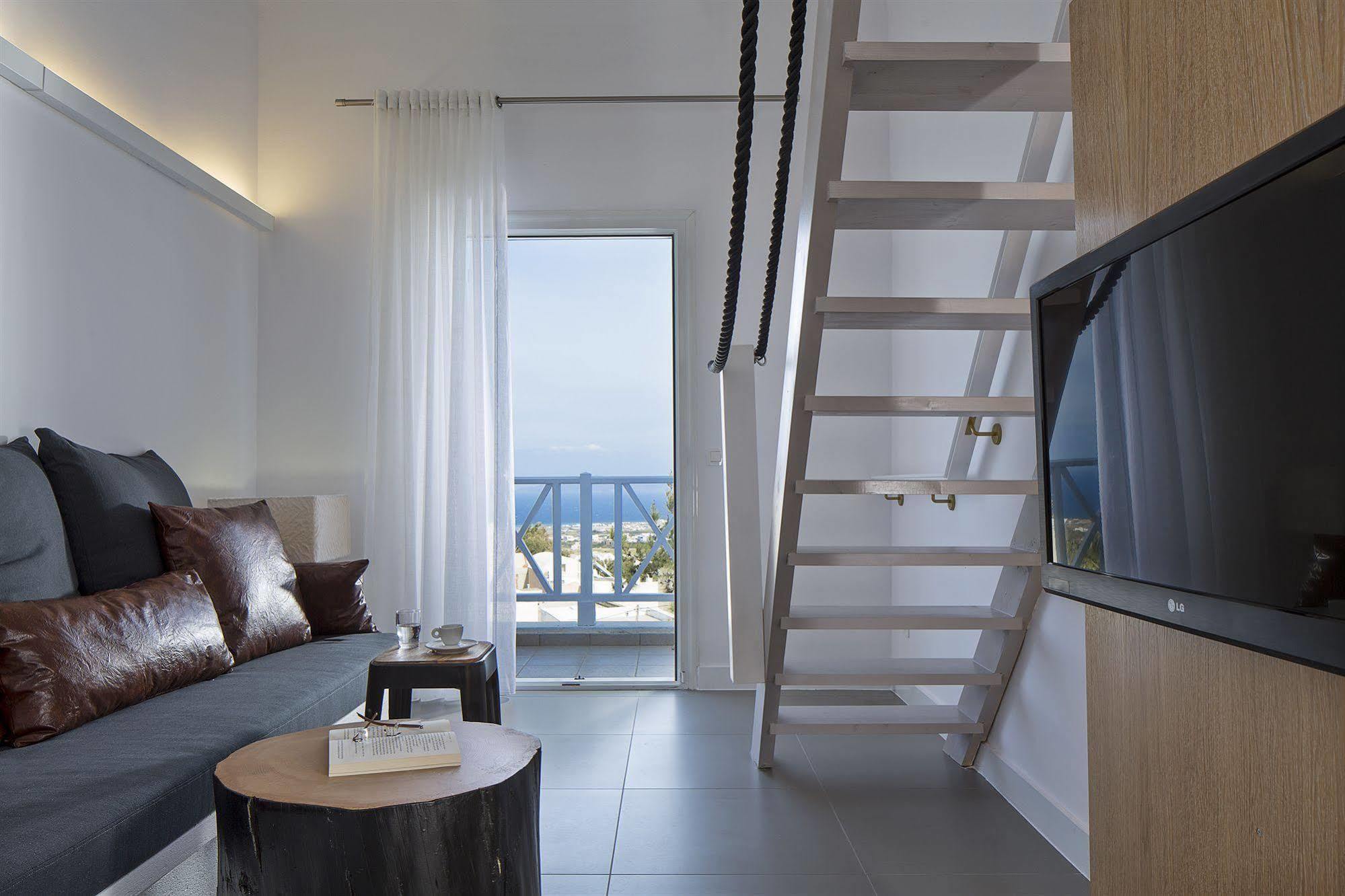 Loizos Stylish Residences Fira  Exterior photo