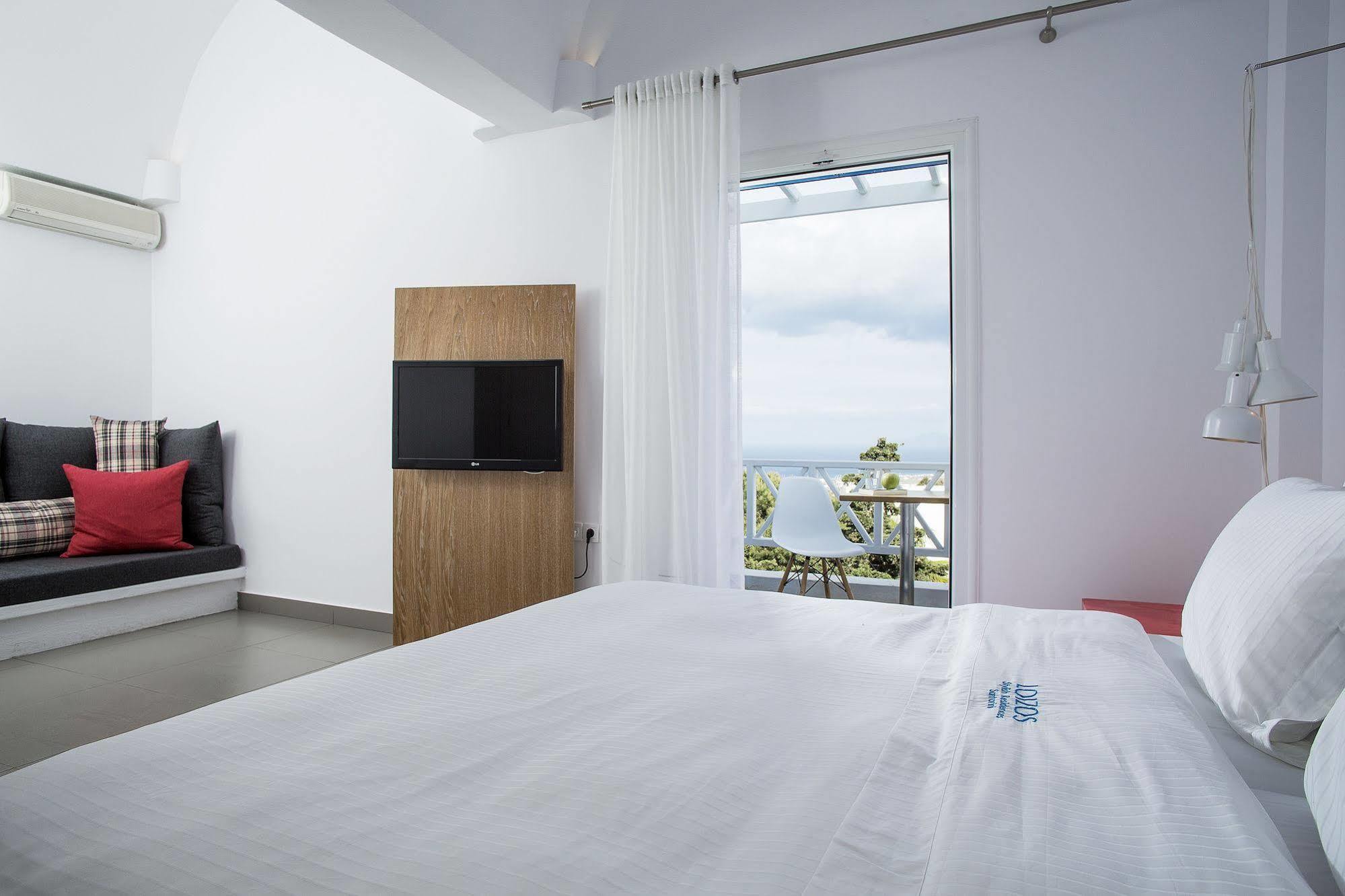 Loizos Stylish Residences Fira  Exterior photo