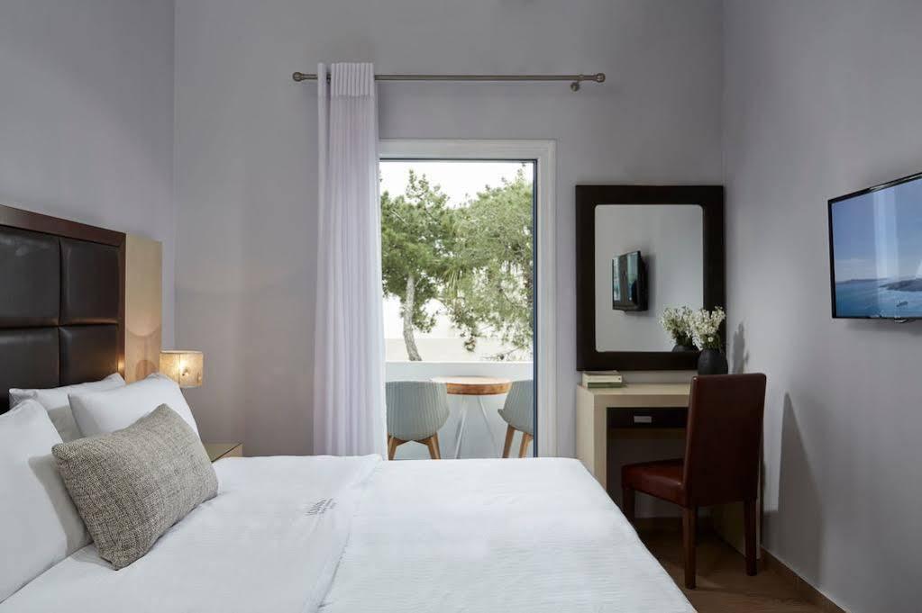 Loizos Stylish Residences Fira  Exterior photo