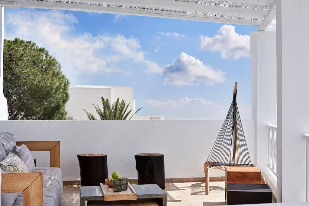 Loizos Stylish Residences Fira  Exterior photo